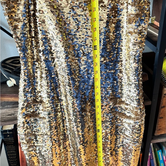 Gold Sequin Sleeveless Dress - Picture 2 of 6